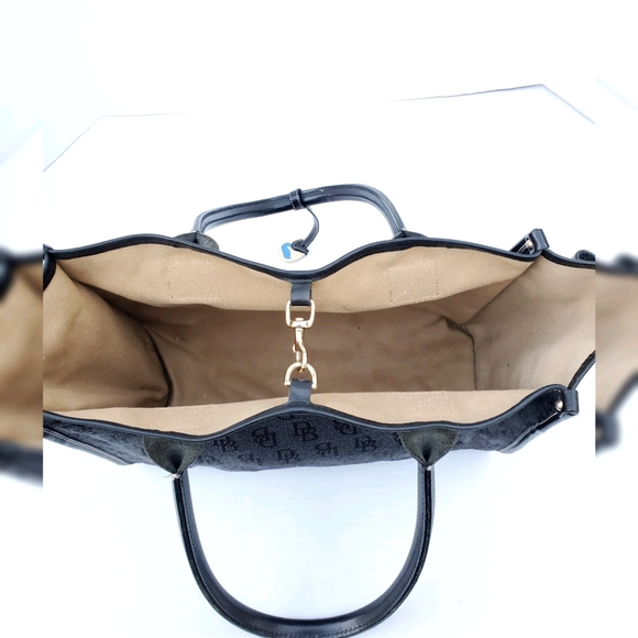 Dooney and Bourke signature canvas tote - Picture 5 of 9